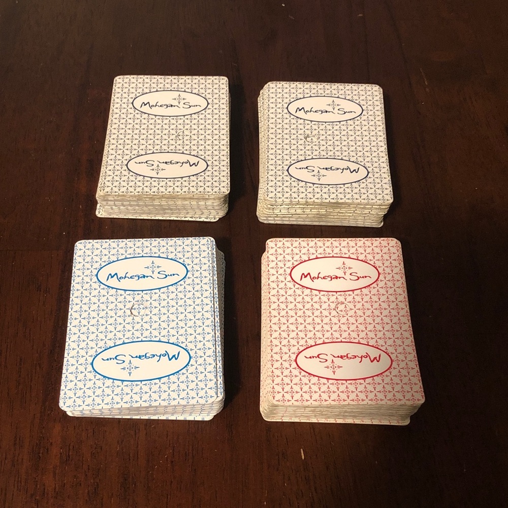 Mohegan Sun Casino Played Playing Cards Set (4)